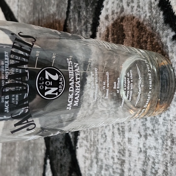 JACK DANIELS OLD NO. 7 2009 TIN 2007 BARREL FLASK GLASS COCKTAIL SHAKER BUNDLE - Picture 3 of 16